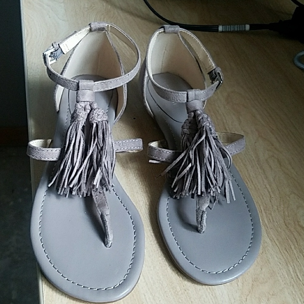 Liz Claiborne ladies sandals